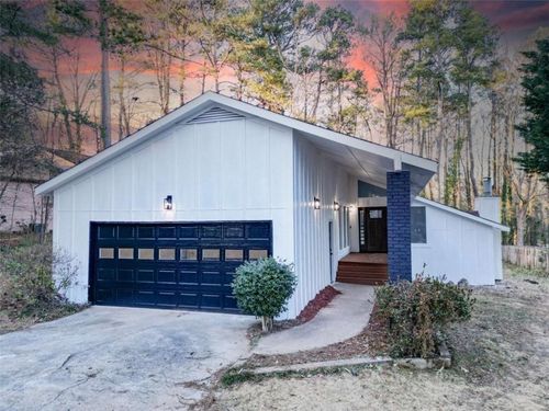 6788 E Woodridge Pl, Douglasville, GA, 30135-1508 | Card Image