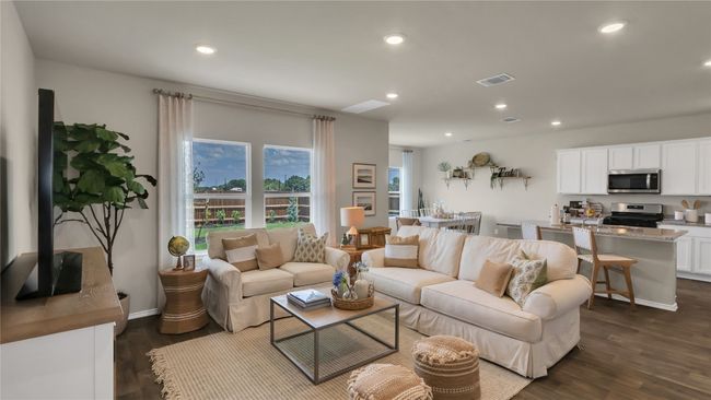 457 Sandringham Loop, House other with 4 bedrooms, 3 bathrooms and 2 parking in Uhland TX | Image 11