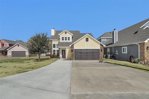 300 Weavers Cv, Livingston, TX, 77351-4706 | Card Image