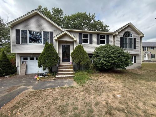 34 Shore Dr, Salem, NH, 03079-1337 | Card Image