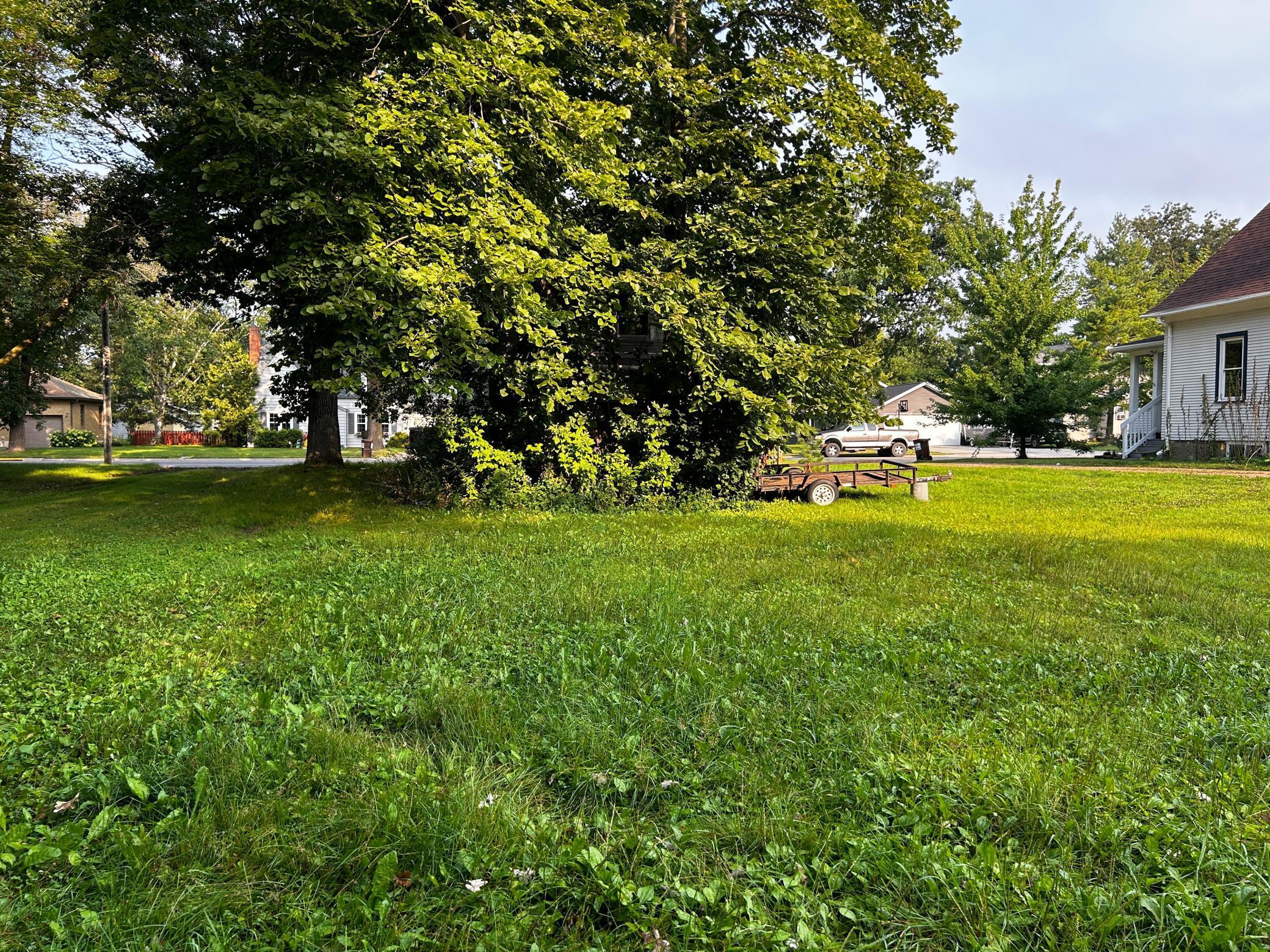 Broadway , New York Mills, MN 56567