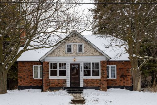 909 Highway 7a, Cavan, ON, L0A1C0 | Card Image