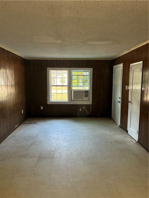 2055 Steiner St, Mobile, AL, 36605-5136 | Card Image