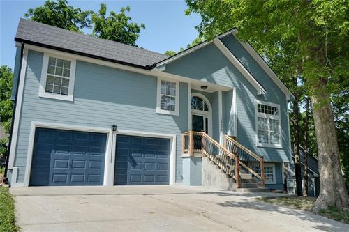 18606 E 20th Ter N, Independence, MO, 64058-3062 | Card Image