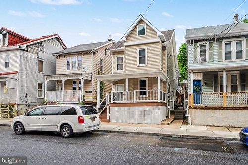 129 S 4th St, STEELTON, PA, 17113-2401 | Card Image