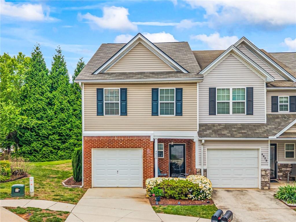 Residential in Flowery Branch