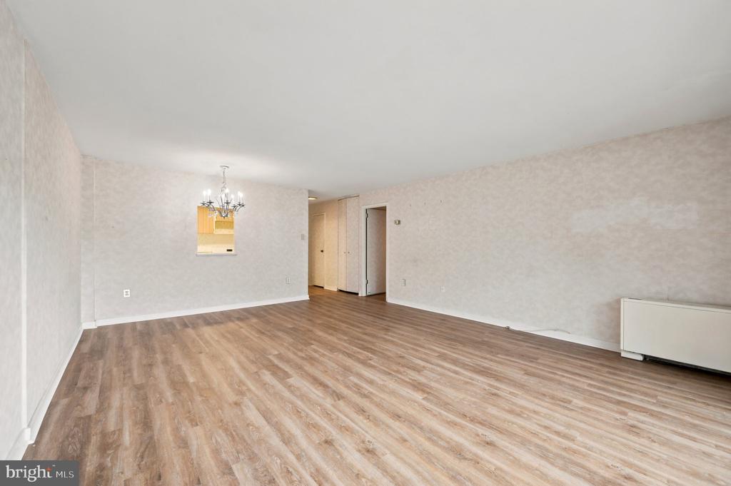 Residential in JENKINTOWN 4