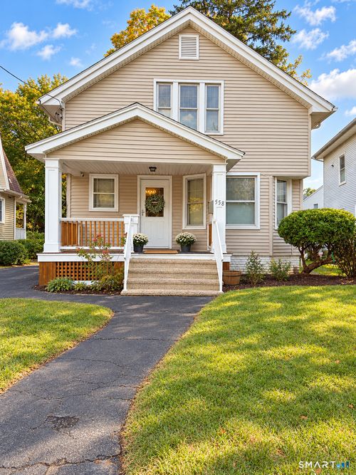 558 Savin Avenue, West Haven, CT, 06516 | Card Image