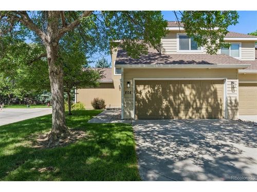 808 2nd St, Windsor, CO, 80550-5722 | Card Image