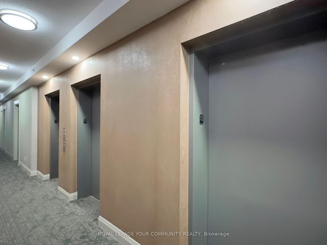 1208 - 85 N Park Rd, Condo with 2 bedrooms, 1 bathrooms and 1 parking in Vaughan ON | Image 20