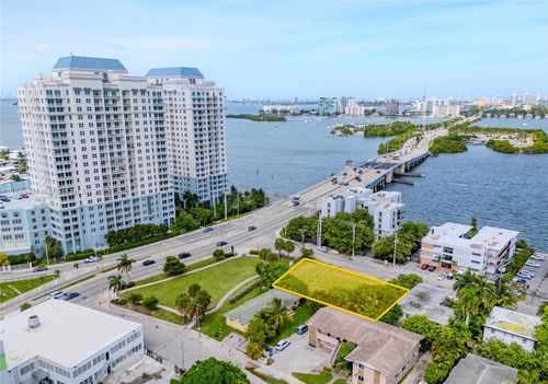 7880 Ne Bayshore Ct, Miami, FL, 33138 | Card Image