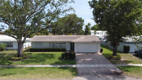 4900 Cleveland St, Hollywood, FL, 33021-4743 | Card Image