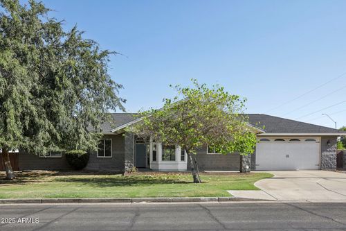 702 W Why Worry Ln, Phoenix, AZ, 85021-4473 | Card Image