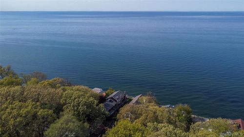 59 Culross Dr, Rocky Point, NY, 11778-8911 | Card Image