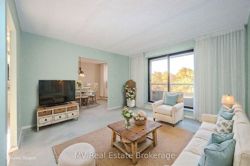 402-93 Westwood Rd, Guelph, ON, N1H7J7 | Card Image