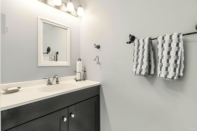 Bathroom with vanity | Image 22