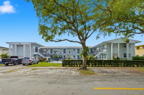 4-3510 Harrison St, Hollywood, FL, 33021-8602 | Card Image