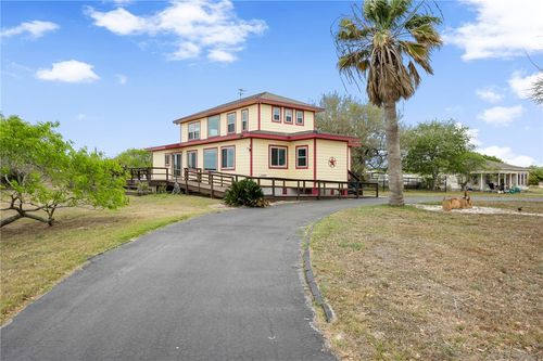 201 Copano Bay Dr, Bayside, TX, 78340 | Card Image
