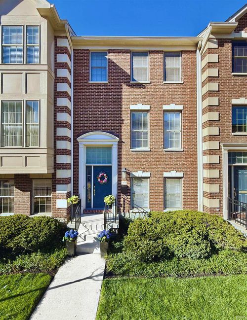 354 E Ohio St, Indianapolis, IN, 46204-2180 | Card Image