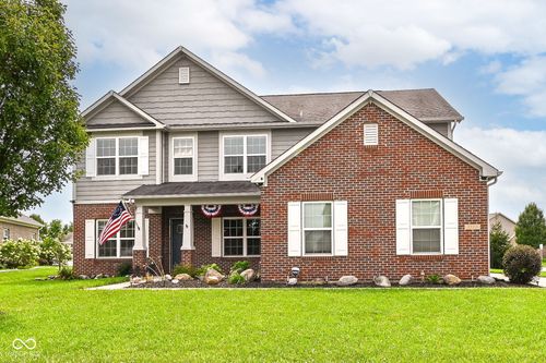 4693 W Chert Dr, New Palestine, IN, 46163-6300 | Card Image