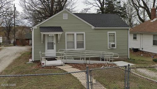 2120 Quincy Street, Joplin, MO, 64801 | Card Image