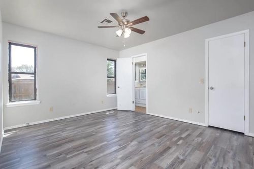 600 Kay Hill Ln, Edmond, OK, 73003-5049 | Card Image