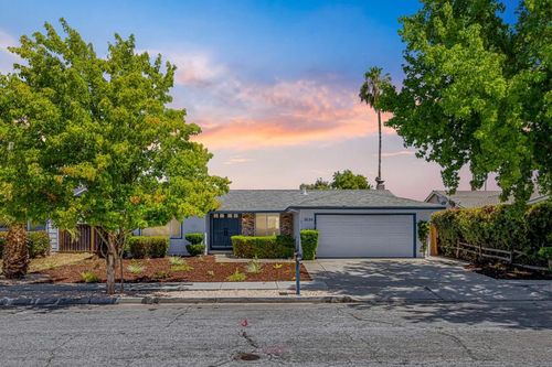 7630 El Roble Ct, Gilroy, CA, 95020-5307 | Card Image