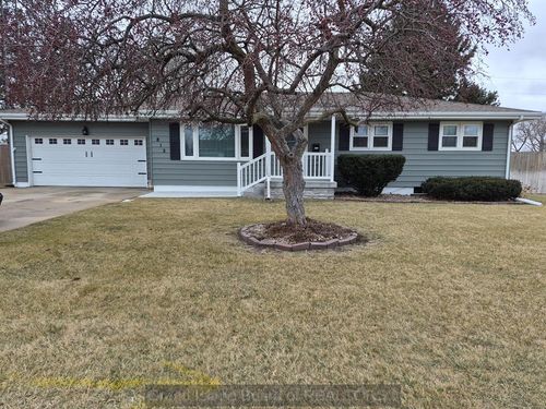 812 S Blaine St, Grand Island, NE, 68803-6147 | Card Image