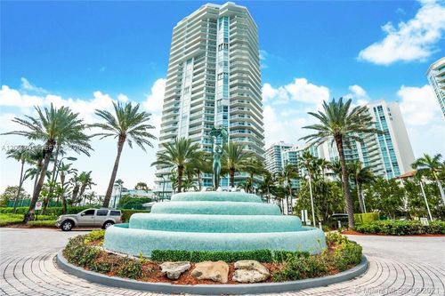 1942-16400 Collins Ave, Sunny Isles Beach, FL, 33160-4564 | Card Image