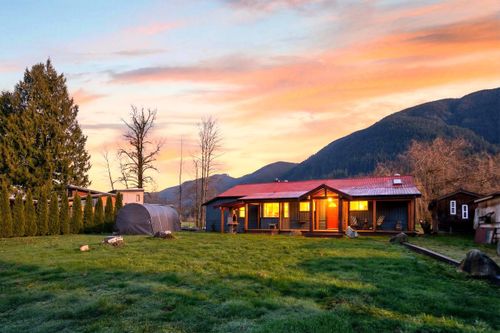 10148 Mountainview Rd, Mission, BC, V2V4J1 | Card Image