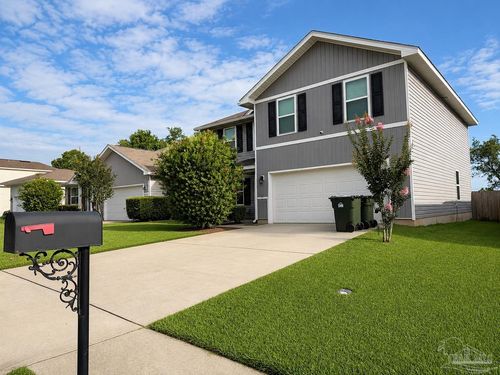 5752 Blackhorse Cir, Pensacola, FL, 32526-2164 | Card Image