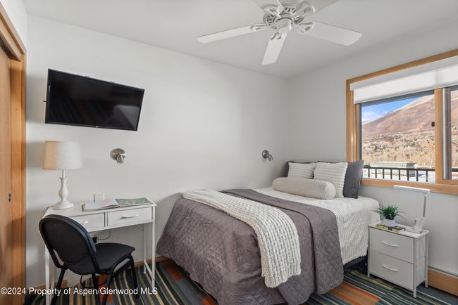 APT-406 - 600 E Main St, Condo with 2 bedrooms, 2 bathrooms and 1 parking in Aspen CO | Image 9