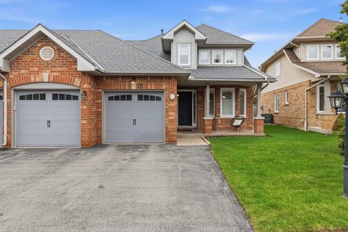 17-4275 Millcroft Park Drive, Burlington, ON, L7M4L9 | Card Image