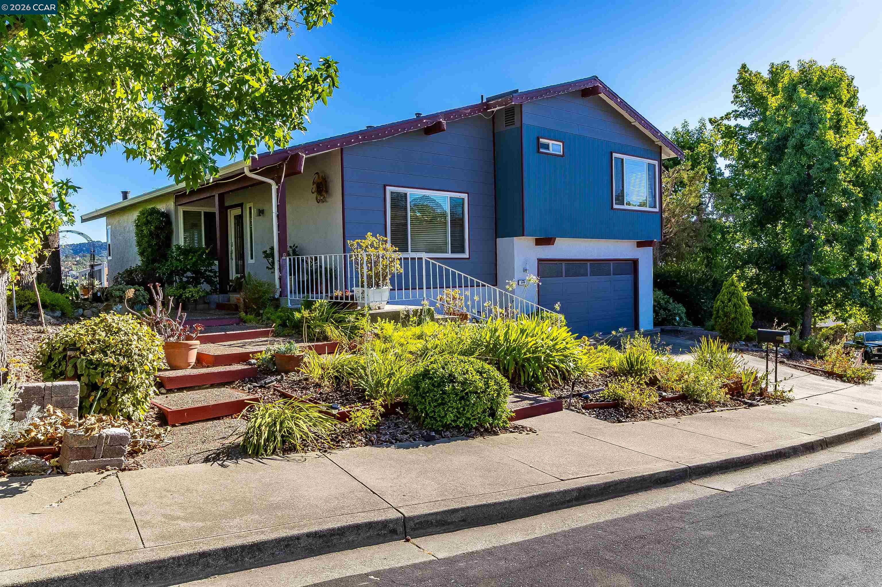 Residential in Martinez 2