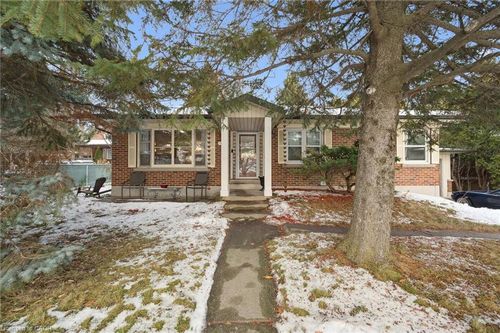 107 Westmount Rd, Guelph, ON, N1H5J2 | Card Image