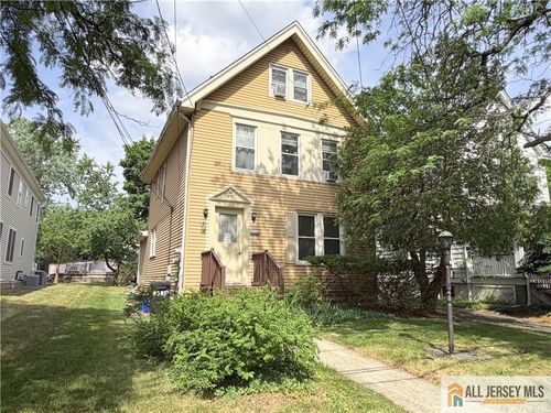 105 N 3rd Ave, Highland Park, NJ, 08904-2409 | Card Image