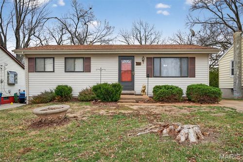 6188 Dupree Ave, Ferguson, MO, 63135-3217 | Card Image