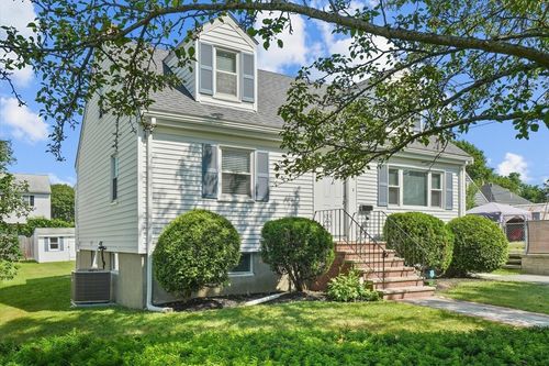 25 Purchase St, Danvers, MA, 01923-3636 | Card Image