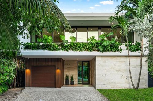 na-77 Sw 18th Ter, Miami, FL, 33129-1503 | Card Image