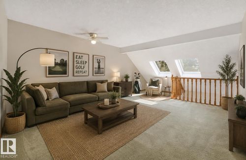 18-500 Lessard Dr Nw, Edmonton, AB, T6M1G1 | Card Image