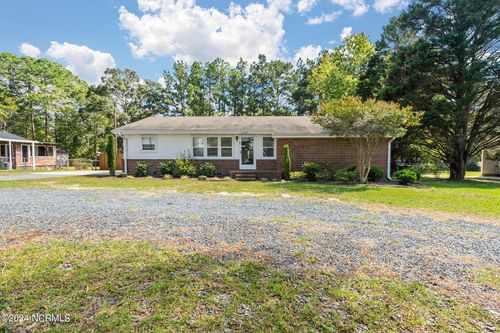 1708 N Poplar St, Aberdeen, NC, 28315-3306 | Card Image
