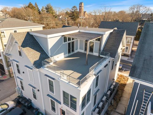 apt-4-303 Islington St, Portsmouth, NH, 03801-8220 | Card Image