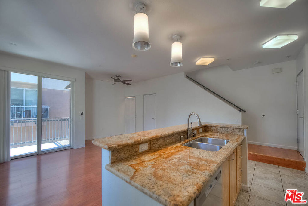 Residential in Long Beach 4