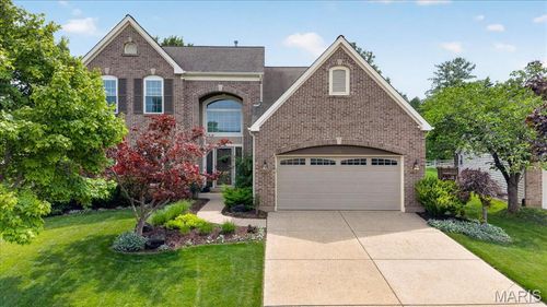 1559 Englebrook Dr, Wildwood, MO, 63011-2092 | Card Image
