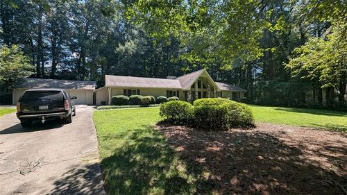 215 Mayfield Cir, Alpharetta, GA, 30009-1535 | Card Image