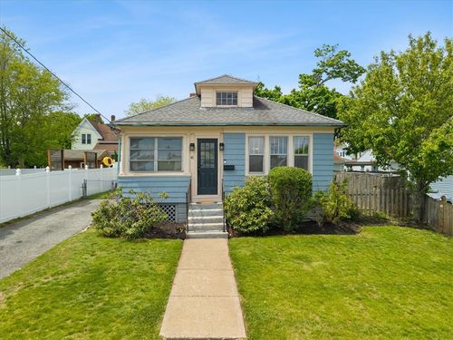 41 Ash Ave, Cranston, RI, 02910-5501 | Card Image