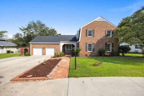236 Shoreline Dr, New Bern, NC, 28562-9521 | Card Image