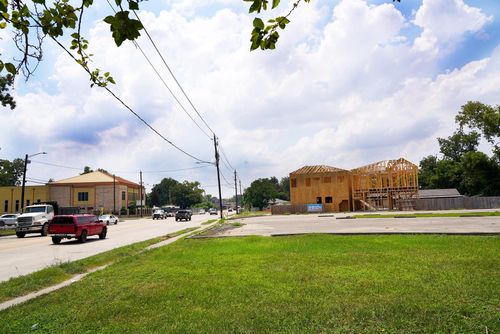 972 W Little York Rd, Houston, TX, 77091-2354 | Card Image