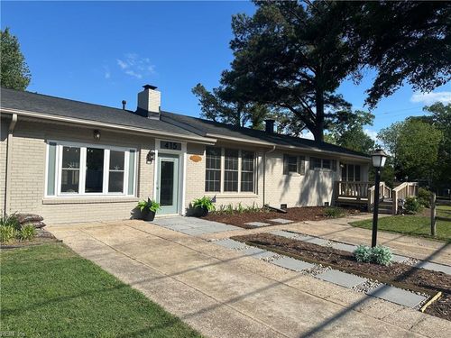 415 Cornwall Rd, Portsmouth, VA, 23701-1700 | Card Image