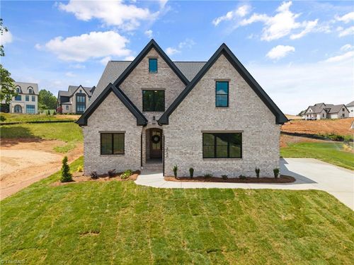 3048 Scarlet Tanager Dr, Winston Salem, NC, 27106-8779 | Card Image